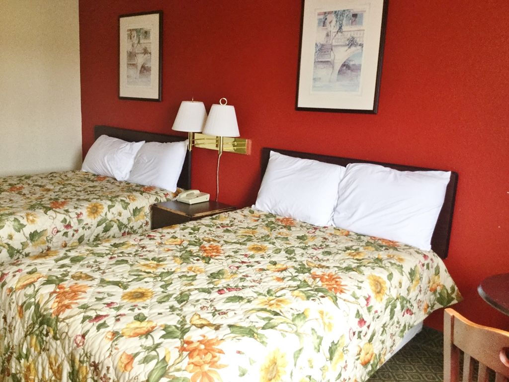 Rodeway Inn Benton Zimmer foto